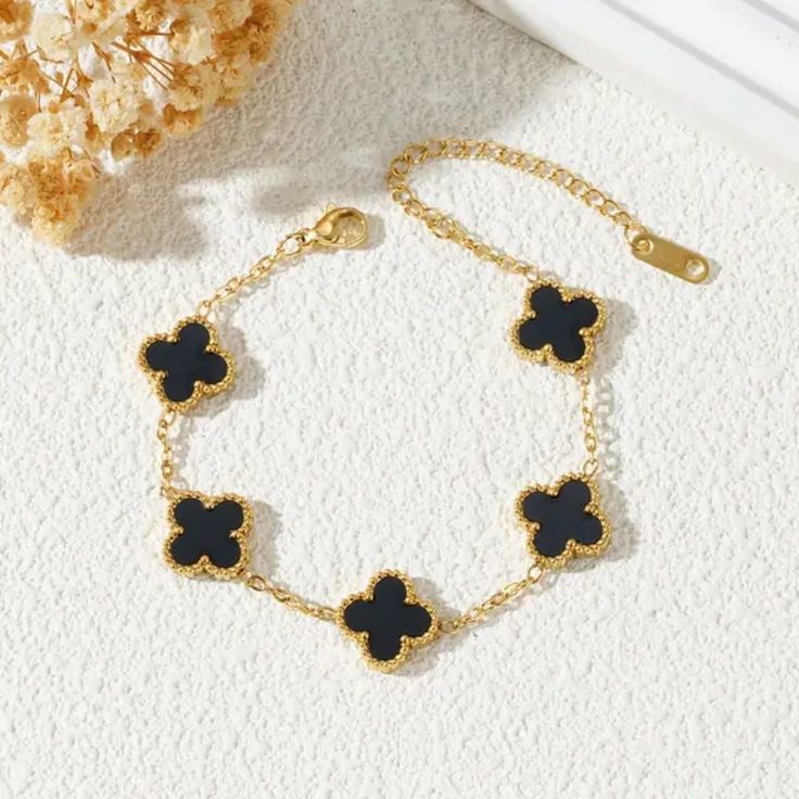 Clover Anti Tarnish Bracelet for Women Stylish